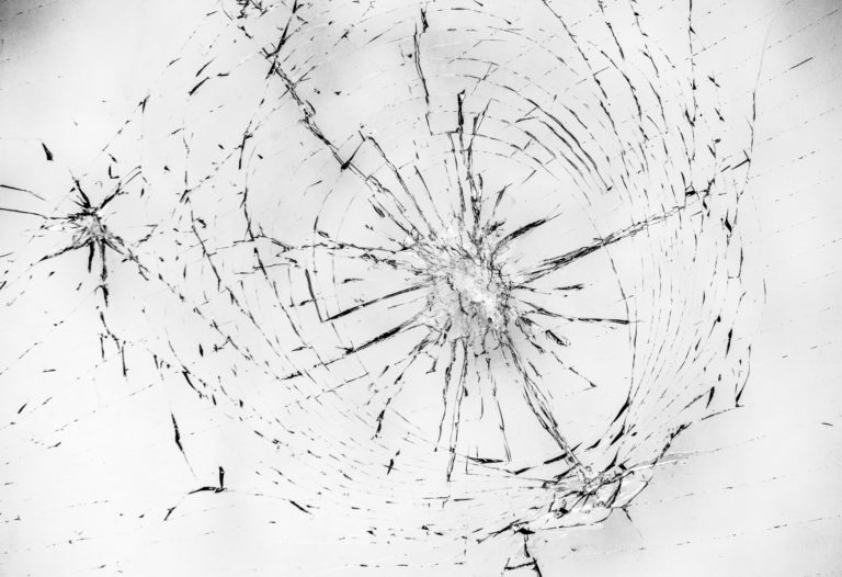 Does a Window Crack Mean Window Replacement? Singapore